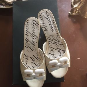 Hills Vernon’s Blanca bla